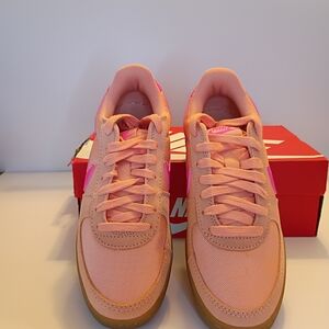 Nike Girls Pink Sneakers